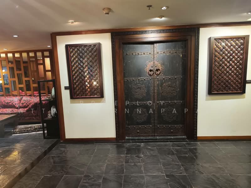 State Tower, Bangkok, 1055 Silom Road, Silom, Bang Rak, Bangkok, 2 Bedrooms, 161 sqm, Condo For Sale, by Praeploy Rattanapornnapapatch, 500474689 - DDproperty.com