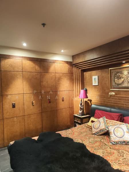 State Tower, Bangkok, 1055 Silom Road, Silom, Bang Rak, Bangkok, 2 Bedrooms, 161 sqm, Condo For Sale, by Praeploy Rattanapornnapapatch, 500474689 - DDproperty.com