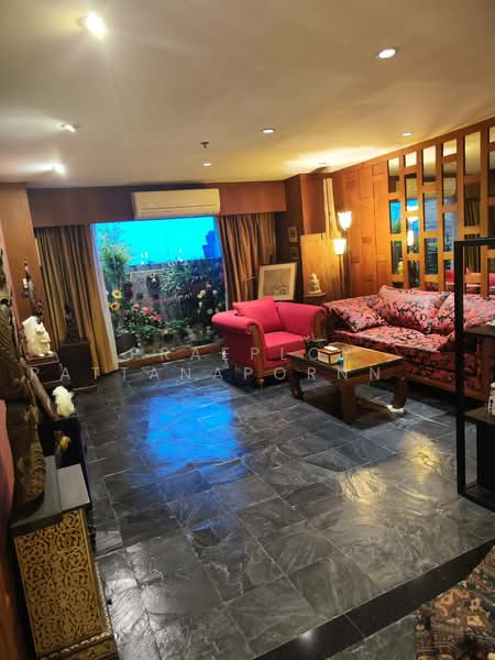 State Tower, Bangkok, 1055 Silom Road, Silom, Bang Rak, Bangkok, 2 Bedrooms, 161 sqm, Condo For Sale, by Praeploy Rattanapornnapapatch, 500474689 - DDproperty.com