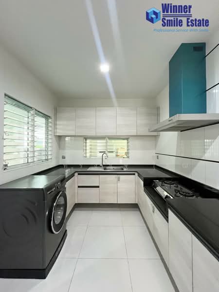 Mantana Bangna Km.7, Samut Prakan, 68 Bangna-Trad Road, Bang Kaeo, Bang Plee, Samut Prakan, 4 Bedrooms, 225 sqm, Single Detached House For Rent, by พิชาพัทธ์ เพิ่มศิริทรงรัฐ (คุณพิชา), 500474693 - DDproperty.com