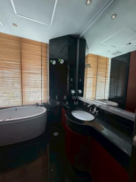 The Infinity, Bangkok, 98 Narathiwatratchanakharin Road, Silom, Bang Rak, Bangkok, 2 Bedrooms, 127 sqm, Condo For Rent, by Sherwan Jomkhamsing, 500474694 - DDproperty.com