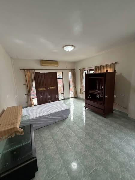 Chatkaew 9 Village, Chon Buri (Pattaya), Soi Nern Plab Wan (Soi Chaiyaphruek), Nong Pru, Bang Lamung (Pattaya), Chon Buri (Pattaya), 4 Bedrooms, 184 sqm, Townhouse For Rent, by Praveen Peter, 500474699 - DDproperty.com