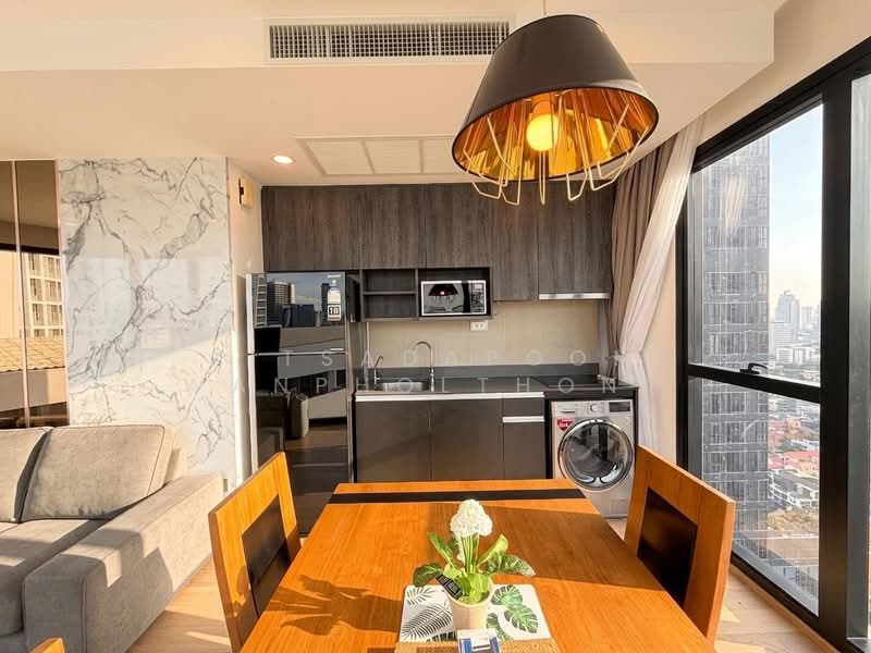 ASHTON Chula-Silom, Bangkok, Rama 4 Road, Si Phraya, Bang Rak, Bangkok, 2 Bedrooms, 65 sqm, Condo For Rent, by Kitsadapoom Wanpholthong, 500474702 - DDproperty.com