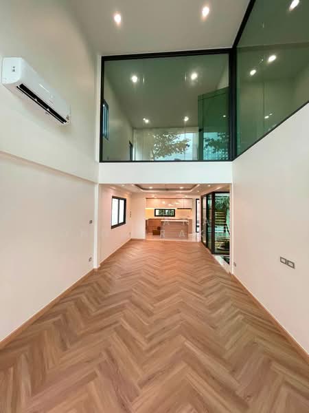 34/195 Chokchai 4 Soi 36 Yaek 2-4, Lat Phrao Sub-district, Lat Phrao District, Bangkok 10230, Bangkok, โชคชัย 4 ซอย 36 แยก 2 - 4, Lat Phrao, Bangkok, 4 Bedrooms, 320 sqm, Single Detached House For Sale, by Jintana Ongsurakul, 500474704 - DDproperty.com