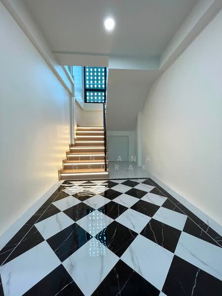 34/195 Chokchai 4 Soi 36 Yaek 2-4, Lat Phrao Sub-district, Lat Phrao District, Bangkok 10230, Bangkok, โชคชัย 4 ซอย 36 แยก 2 - 4, Lat Phrao, Bangkok, 4 Bedrooms, 320 sqm, Single Detached House For Sale, by Jintana Ongsurakul, 500474704 - DDproperty.com