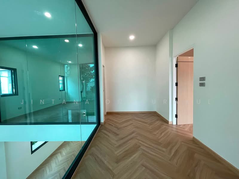 34/195 Chokchai 4 Soi 36 Yaek 2-4, Lat Phrao Sub-district, Lat Phrao District, Bangkok 10230, Bangkok, โชคชัย 4 ซอย 36 แยก 2 - 4, Lat Phrao, Bangkok, 4 Bedrooms, 320 sqm, Single Detached House For Sale, by Jintana Ongsurakul, 500474704 - DDproperty.com