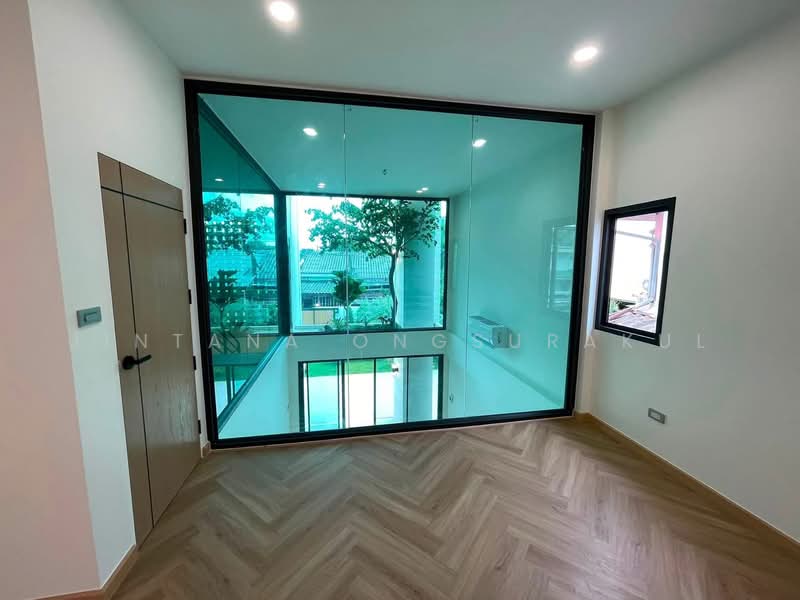 34/195 Chokchai 4 Soi 36 Yaek 2-4, Lat Phrao Sub-district, Lat Phrao District, Bangkok 10230, Bangkok, โชคชัย 4 ซอย 36 แยก 2 - 4, Lat Phrao, Bangkok, 4 Bedrooms, 320 sqm, Single Detached House For Sale, by Jintana Ongsurakul, 500474704 - DDproperty.com