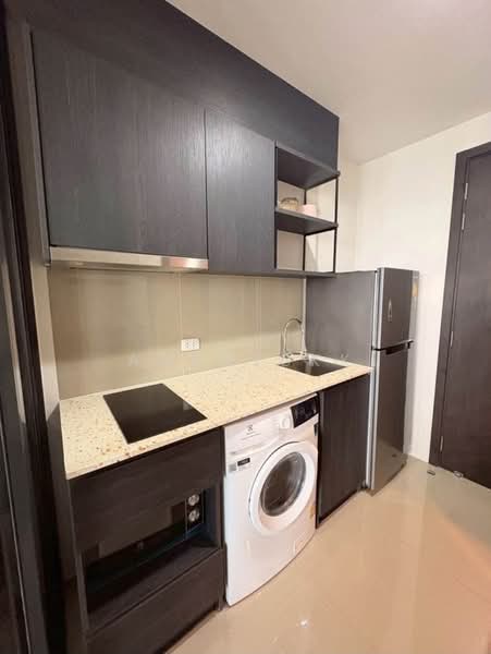 XT Huaikhwang, Bangkok, 244 Ratchadaphisek Road, Huai Khwang, Bangkok, 1 Bedroom, 28 sqm, Condo For Rent, by Agentbkk, 500474713 - DDproperty.com