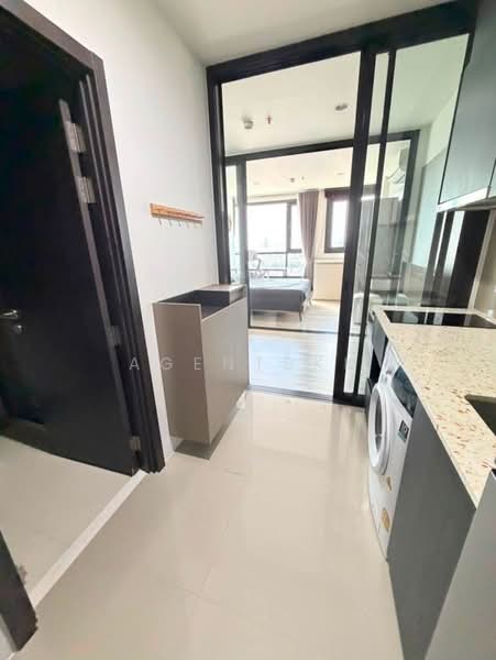 XT Huaikhwang, Bangkok, 244 Ratchadaphisek Road, Huai Khwang, Bangkok, 1 Bedroom, 28 sqm, Condo For Rent, by Agentbkk, 500474713 - DDproperty.com