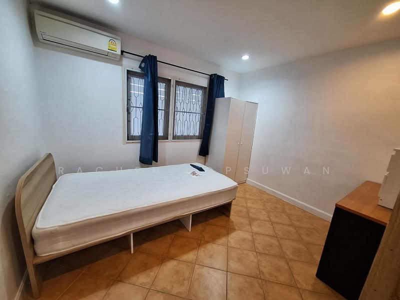 Sammakon Ramkhamhaeng, Bangkok, Ramkhamhaeng Road, Saphan Sung, Bangkok, 3 Bedrooms, 240 sqm, Single Detached House For Rent, by Rachen Nopsuwan, 500474716 - DDproperty.com