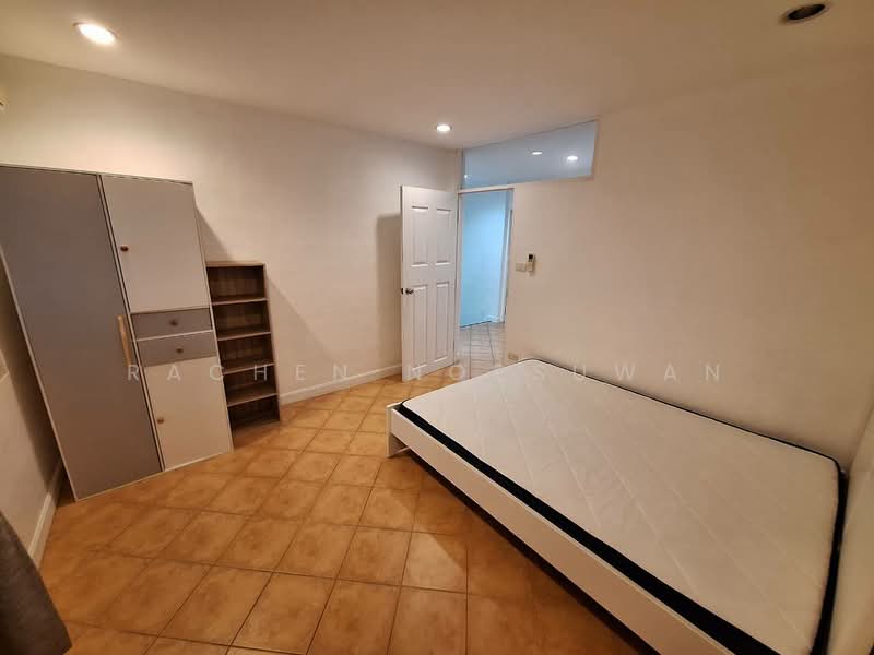 Sammakon Ramkhamhaeng, Bangkok, Ramkhamhaeng Road, Saphan Sung, Bangkok, 3 Bedrooms, 240 sqm, Single Detached House For Rent, by Rachen Nopsuwan, 500474716 - DDproperty.com