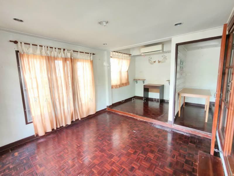 Sammakon Ramkhamhaeng, Bangkok, Ramkhamhaeng Road, Saphan Sung, Bangkok, 3 Bedrooms, 240 sqm, Single Detached House For Rent, by Rachen Nopsuwan, 500474725 - DDproperty.com