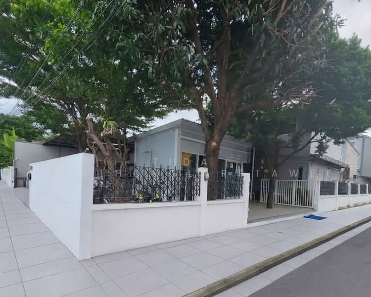 ให้เช่า คลังสินค้าพร้อมสำนักงาน รามคำแหง 118 (Ramkhamhaeng 118) 900 ตร.ม. 245 ตร.ว, Bangkok, Saphan Sung, Bangkok, , 900 sqm, Warehouse/Factory For Rent, by Tida phanthonglarptawee, 500474730 - DDproperty.com