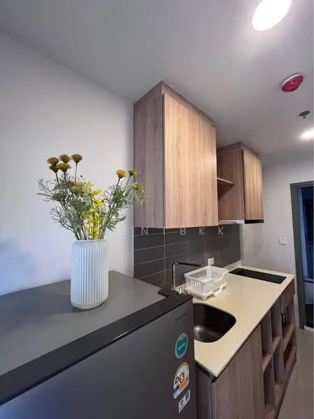 Chewathai Pinklao, Bangkok, Arun Amarin Road, Bang Yi Khan, Bang Phlat, Bangkok, 1 Bedroom, 32 sqm, Condo For Rent, by Agentbkk, 500474734 - DDproperty.com