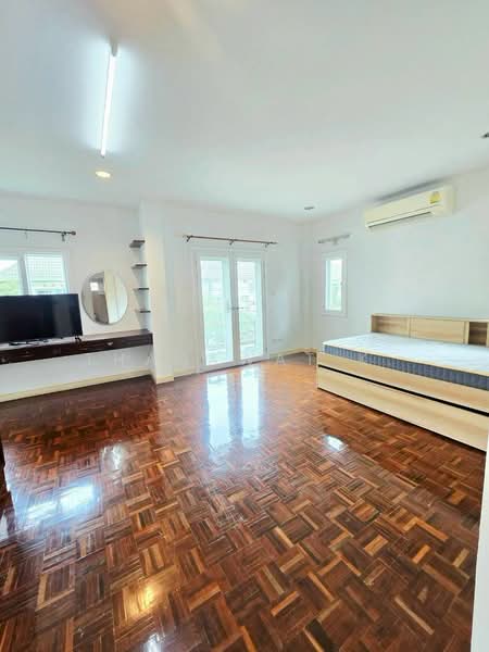 Neighborhome Watcharaphon, Bangkok, Sukhaphiban 5, Sam Wa Tawan Ok, Khlong Sam Wa, Bangkok, 4 Bedrooms, 150 sqm, Single Detached House For Sale, by Thanawat K., 500474749 - DDproperty.com