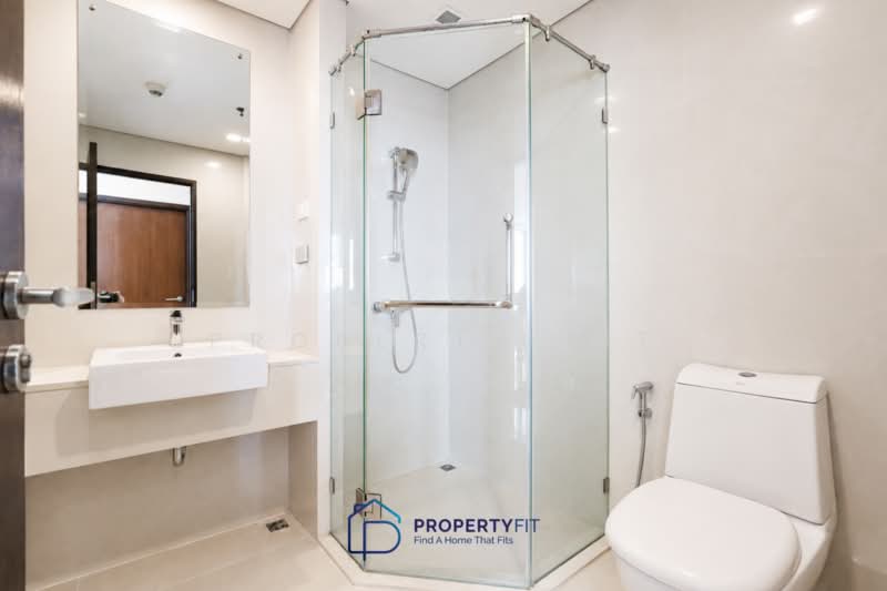 Le Luk Condominium, Bangkok, 1599 291 Sukhumvit Rd, Phra Kanong Nua, Watthana, Bangkok, 2 Bedrooms, 83 sqm, Condo For Rent, by Property Fit, 500474765 - DDproperty.com