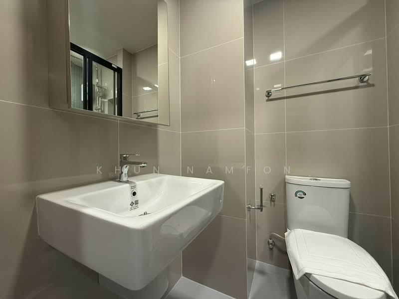 FLO by Sansiri, Bangkok, Somdet Chaopraya Road, Khlong San, Bangkok, 1 Bedroom, 30 sqm, Condo For Rent, by Khun Namfon, 500474771 - DDproperty.com