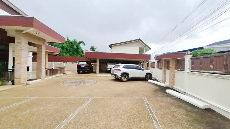 For Sale: Rental Investment 8 Deluxe Rooms Plus Residence Udon Thani, Udon Thani, Ban Luam, Muang Udon Thani, Udon Thani, , 586 sqm, Business For Sale, by วีรภัทรา ดาร์เปอร์, 500474854 - DDproperty.com