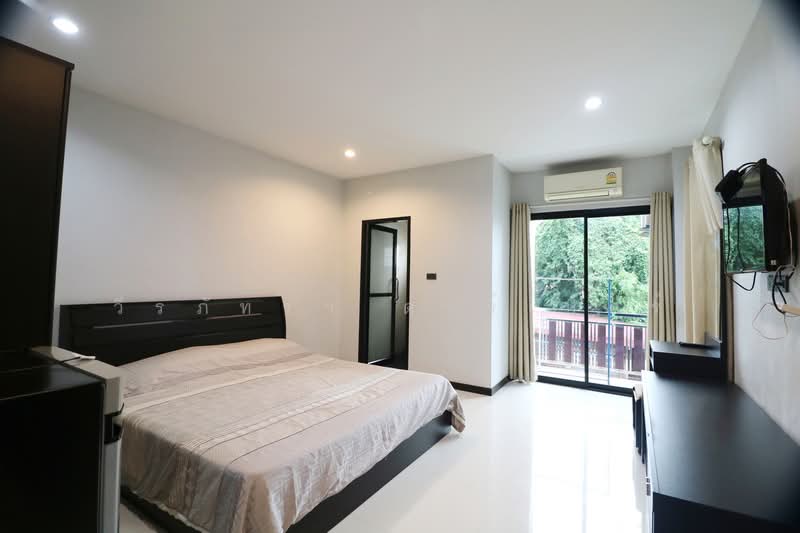 For Sale: Rental Investment 8 Deluxe Rooms Plus Residence Udon Thani, Udon Thani, Ban Luam, Muang Udon Thani, Udon Thani, , 586 sqm, Business For Sale, by วีรภัทรา ดาร์เปอร์, 500474854 - DDproperty.com