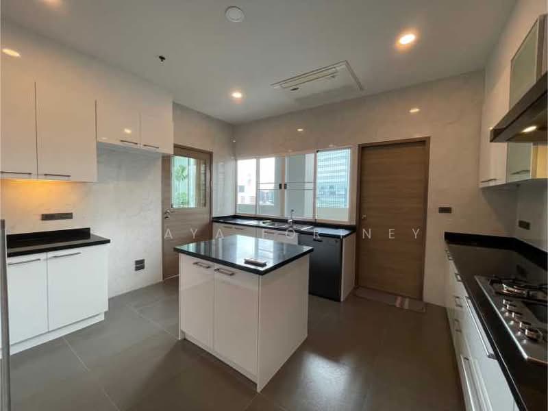 Pet Friendly Apartment Sukhumvit Nana, กรุงเทพ, คลองเตย, กรุงเทพ, 600 ตร.ม., บ้านเดี่ยว ให้เช่า, โดย Oraya Fortney, 500474868 - DDproperty.com