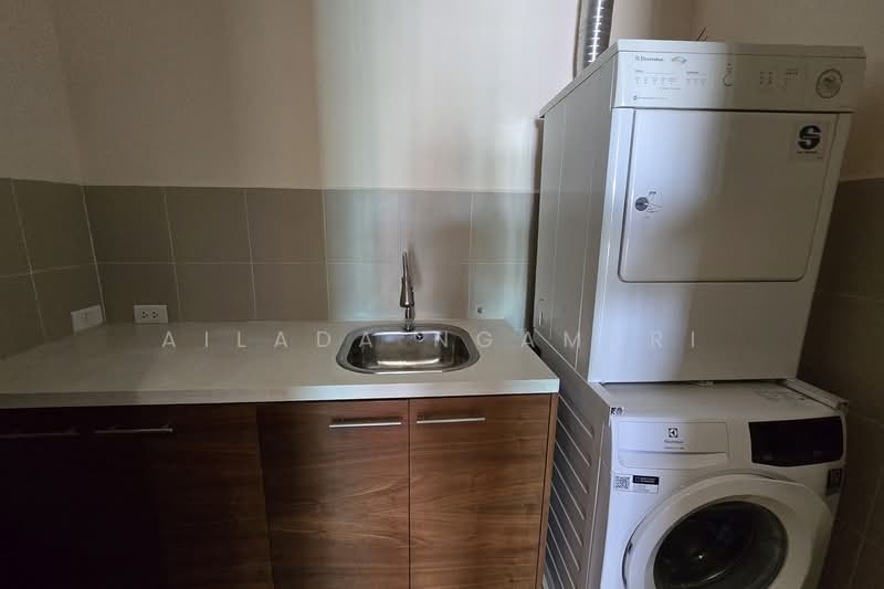 The Lakes, Bangkok, 123 Ratchadaphisek Road, Khlong Toei, Bangkok, 3 Bedrooms, 142 sqm, Condo For Rent, by Ailada Ngamsri, 500474888 - DDproperty.com