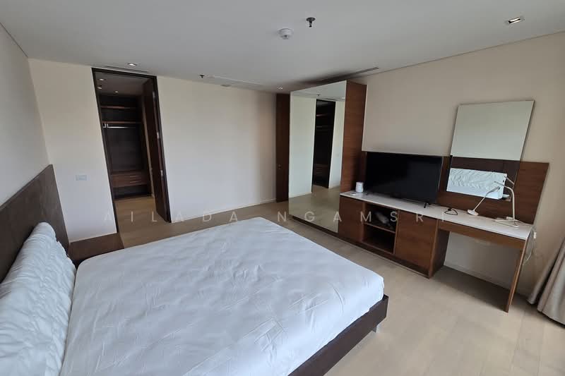 The Lakes, Bangkok, 123 Ratchadaphisek Road, Khlong Toei, Bangkok, 3 Bedrooms, 142 sqm, Condo For Rent, by Ailada Ngamsri, 500474888 - DDproperty.com