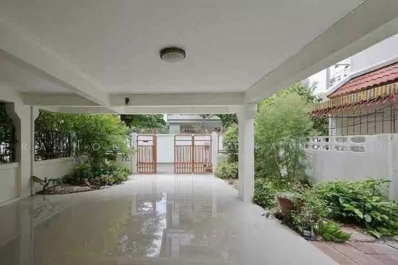 สวยมาก สุขุมวิท 31 พร้อมพงษ์ 40 ตร.ว 5 ห้องนอน 5 ห้องน้ำ, bangkok, Khlong Tan Nua, Watthana, Bangkok, 5 Bedrooms, 400 sqm, Single Detached House For Rent, by ERA Holding (Thailand) Co., Ltd., 500474900 - DDproperty.com