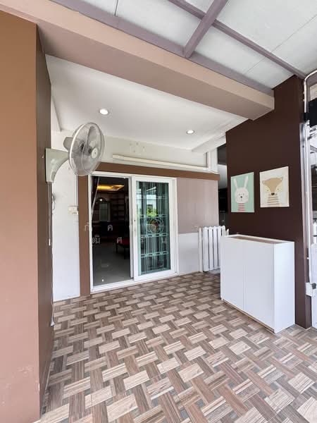 Pattalet, Chon Buri (Pattaya), Bang Lamung, Bang Lamung (Pattaya), Chon Buri (Pattaya), 3 Bedrooms, 180 sqm, Single Detached House For Rent, by ภัครวรรณ์ วุฒิศรินพัฒน์, 500474904 - DDproperty.com