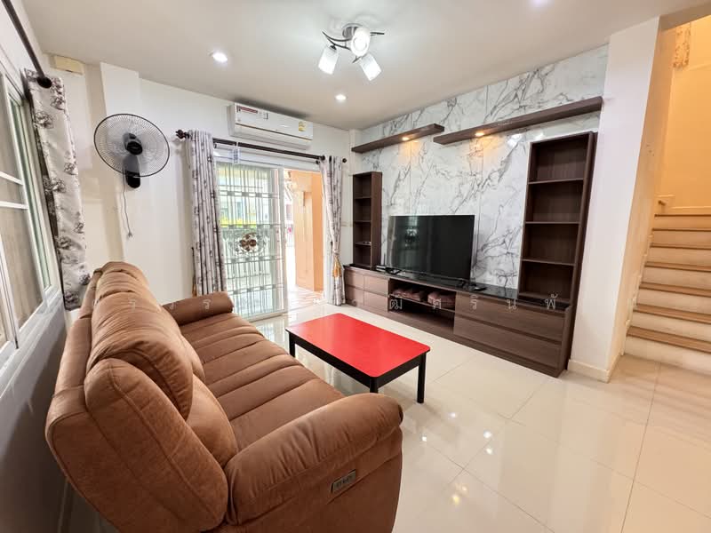 Pattalet, Chon Buri (Pattaya), Bang Lamung, Bang Lamung (Pattaya), Chon Buri (Pattaya), 3 Bedrooms, 180 sqm, Single Detached House For Rent, by ภัครวรรณ์ วุฒิศรินพัฒน์, 500474904 - DDproperty.com