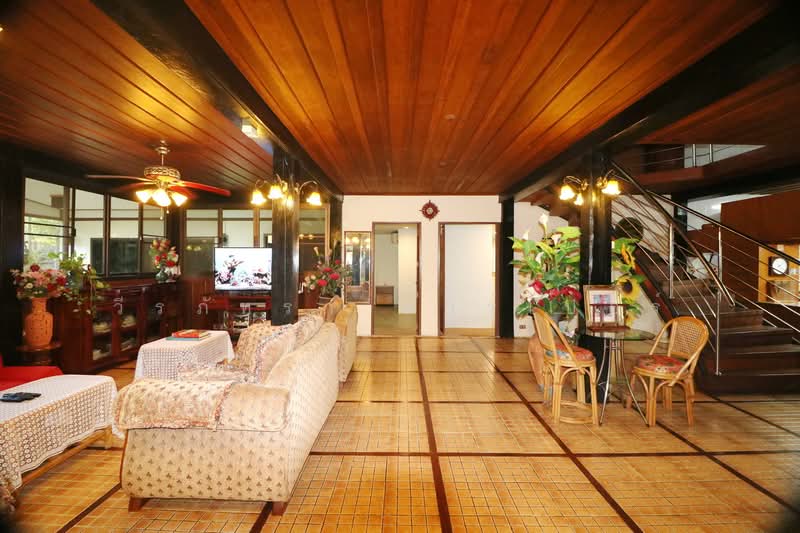 Thai Teak Home for Sale. 4 BRM 5 BTH, 3,932 sq mt Udon Thani, Udon Thani, Nong Na Kham, Muang Udon Thani, Udon Thani, 4 Bedrooms, 232 sqm, Single Detached House For Sale, by วีรภัทรา ดาร์เปอร์, 500474906 - DDproperty.com