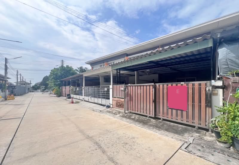 Life Home Soi 12, Chon Buri (Pattaya), Na Pa, Muang Chon Buri, Chon Buri (Pattaya), 3 Bedrooms, 100 sqm, Townhouse For Sale, by The Best Property เนส, 500474917 - DDproperty.com