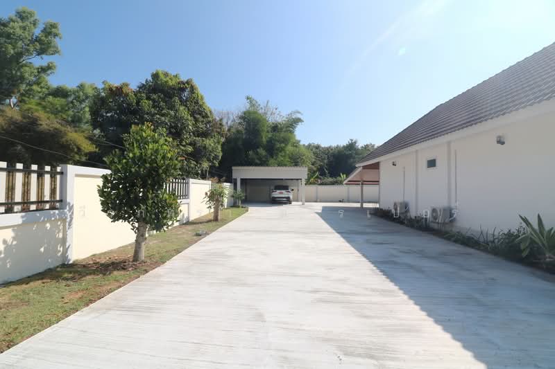 4 Brm, 5 Bth Pool Villa for Sale Udon Thani, Great Family Home, Udon Thani, Chiang Phin, Muang Udon Thani, Udon Thani, 4 Bedrooms, 345 sqm, Single Detached House For Sale, by วีรภัทรา ดาร์เปอร์, 500474919 - DDproperty.com