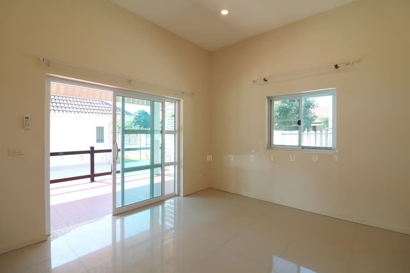 4 Brm, 5 Bth Pool Villa for Sale Udon Thani, Great Family Home, Udon Thani, Chiang Phin, Muang Udon Thani, Udon Thani, 4 Bedrooms, 345 sqm, Single Detached House For Sale, by วีรภัทรา ดาร์เปอร์, 500474919 - DDproperty.com
