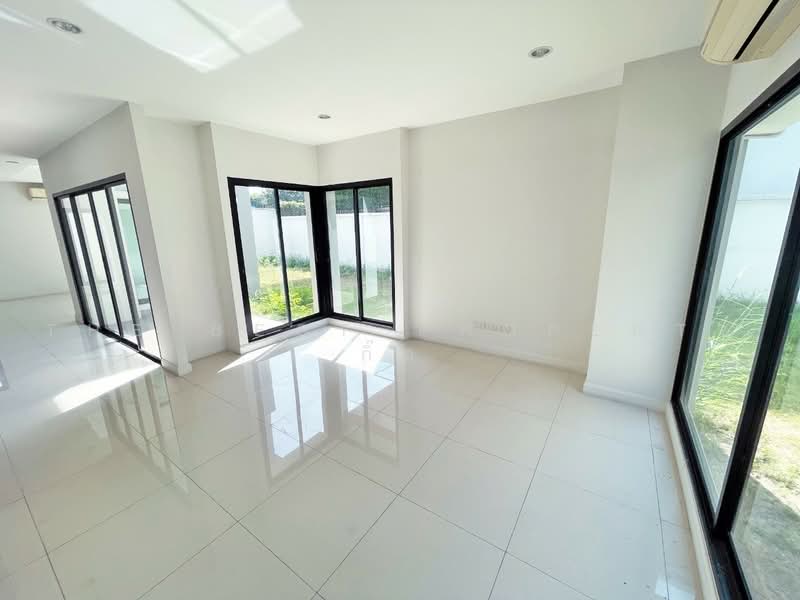 เดอะ คอมพลีท ศรีราชา, Chon Buri (Pattaya), Surasak, Si Racha, Chon Buri (Pattaya), 3 Bedrooms, 230 sqm, Single Detached House For Sale, by The Best Property กิ๊ก, 500474935 - DDproperty.com
