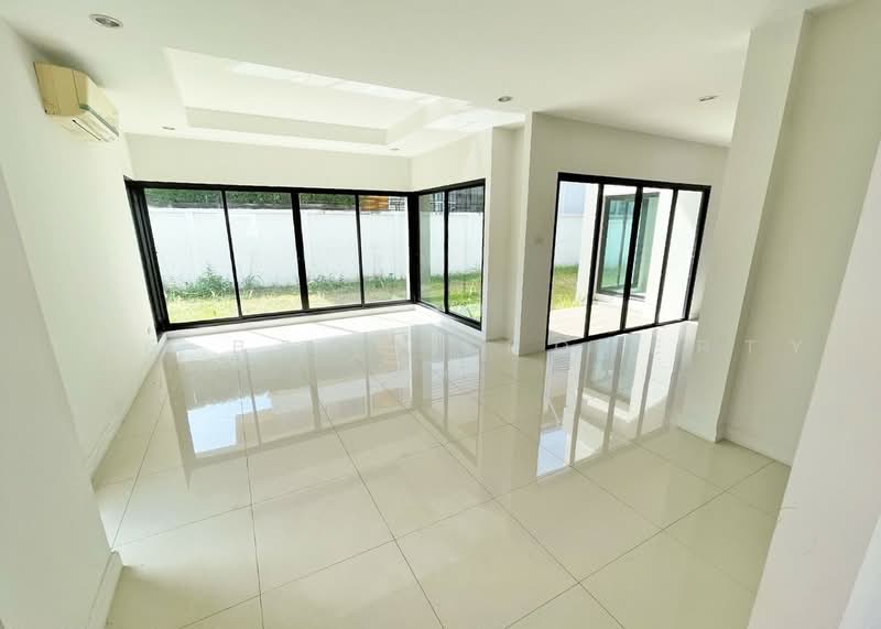 เดอะ คอมพลีท ศรีราชา, Chon Buri (Pattaya), Surasak, Si Racha, Chon Buri (Pattaya), 3 Bedrooms, 230 sqm, Single Detached House For Sale, by The Best Property กิ๊ก, 500474935 - DDproperty.com