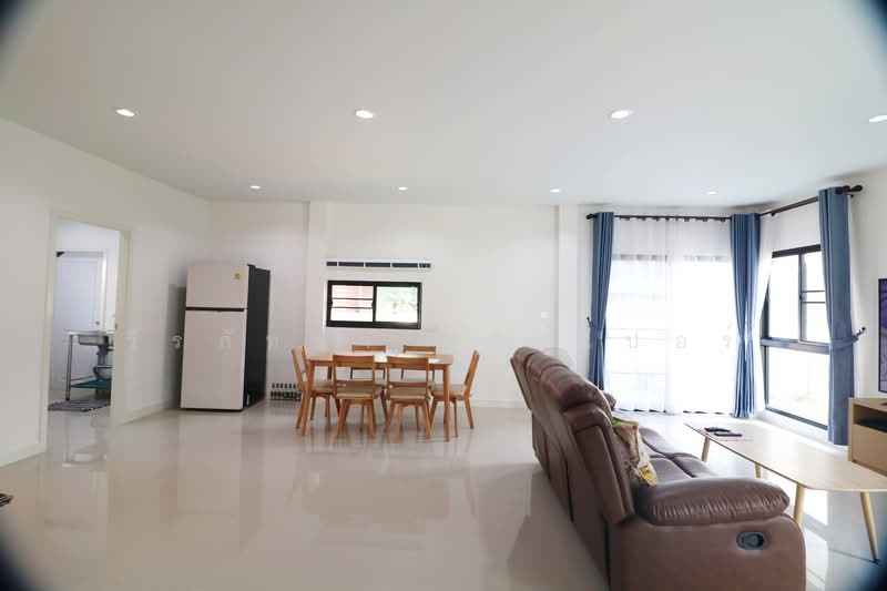 Modern 3–4 Bed Corner Rental House Near UD Town Udon Thani, Udon Thani, Mak Khaeng, Muang Udon Thani, Udon Thani, 3 Bedrooms, 185 sqm, Single Detached House For Rent, by วีรภัทรา ดาร์เปอร์, 500474942 - DDproperty.com