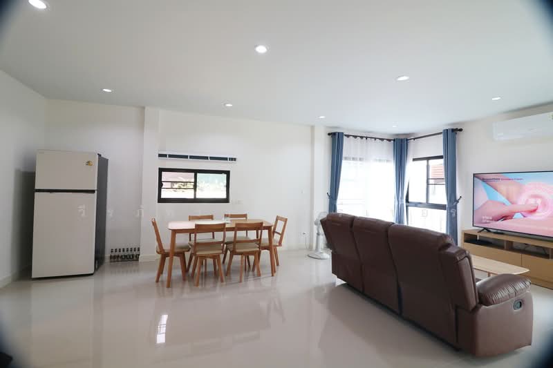 ให้เช่าระยะยาว บ้านเดี่ยวทันสมัย 3-4 ห้องนอน ในอุดรธานี, อุดรธานี, หมากแข้ง, เมืองอุดรธานี, อุดรธานี, 185 ตร.ม., บ้านเดี่ยว ให้เช่า, โดย วีรภัทรา ดาร์เปอร์, 500474942 - DDproperty.com