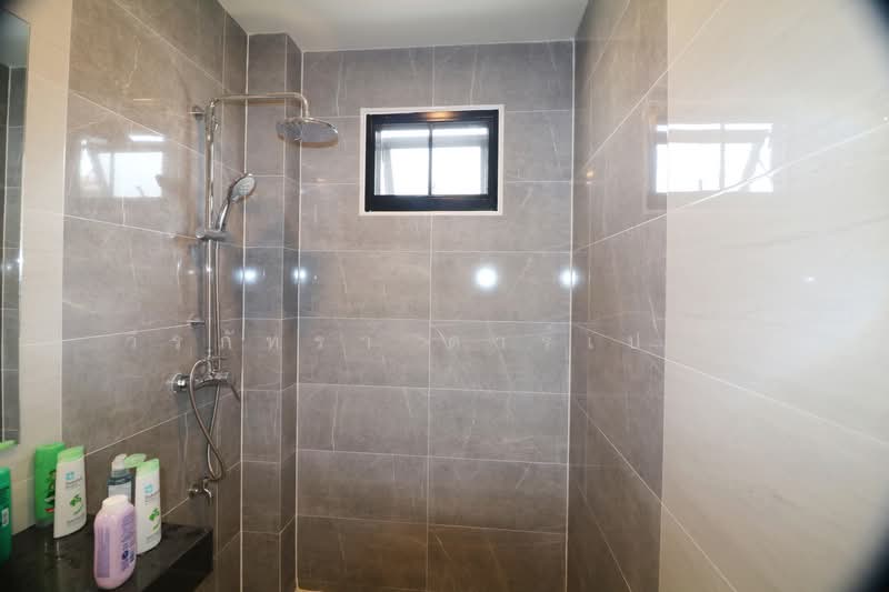 Modern 3–4 Bed Corner Rental House Near UD Town Udon Thani, Udon Thani, Mak Khaeng, Muang Udon Thani, Udon Thani, 3 Bedrooms, 185 sqm, Single Detached House For Rent, by วีรภัทรา ดาร์เปอร์, 500474942 - DDproperty.com