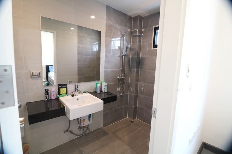 Modern 3–4 Bed Corner Rental House Near UD Town Udon Thani, Udon Thani, Mak Khaeng, Muang Udon Thani, Udon Thani, 3 Bedrooms, 185 sqm, Single Detached House For Rent, by วีรภัทรา ดาร์เปอร์, 500474942 - DDproperty.com