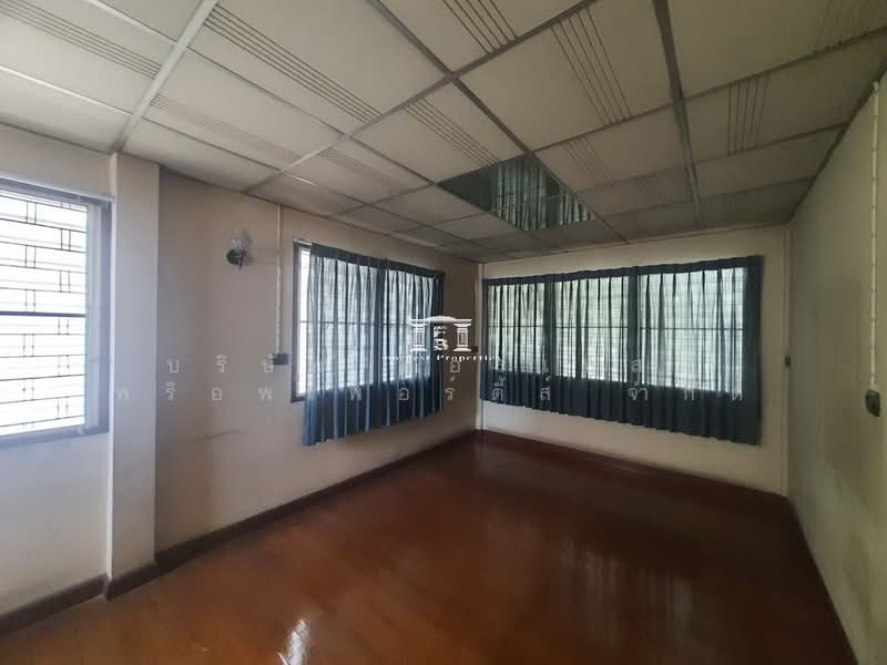 45947 – Rare Item ใจกลางสาทร! ขายบ้านเดี่ยว 63 ตร.ว. ซอยนราธิวาสฯ 15 ใกล้ BTS ช่องนนทรี และคิงเพาเวอ, Bangkok, นราธิวาสราชนครินทร์, Thung Maha Mek, Sathon, Bangkok, 3 Bedrooms, 248 sqm, Single Detached House For Sale, by Forbest Properties Co., Ltd., 500474953 - DDproperty.com