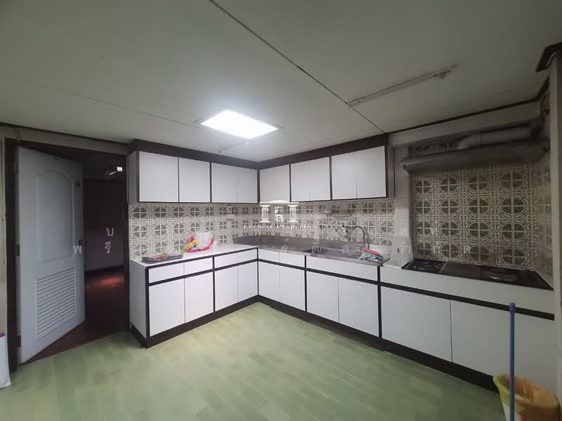 45947 – Rare Item ใจกลางสาทร! ขายบ้านเดี่ยว 63 ตร.ว. ซอยนราธิวาสฯ 15 ใกล้ BTS ช่องนนทรี และคิงเพาเวอ, Bangkok, นราธิวาสราชนครินทร์, Thung Maha Mek, Sathon, Bangkok, 3 Bedrooms, 248 sqm, Single Detached House For Sale, by Forbest Properties Co., Ltd., 500474953 - DDproperty.com