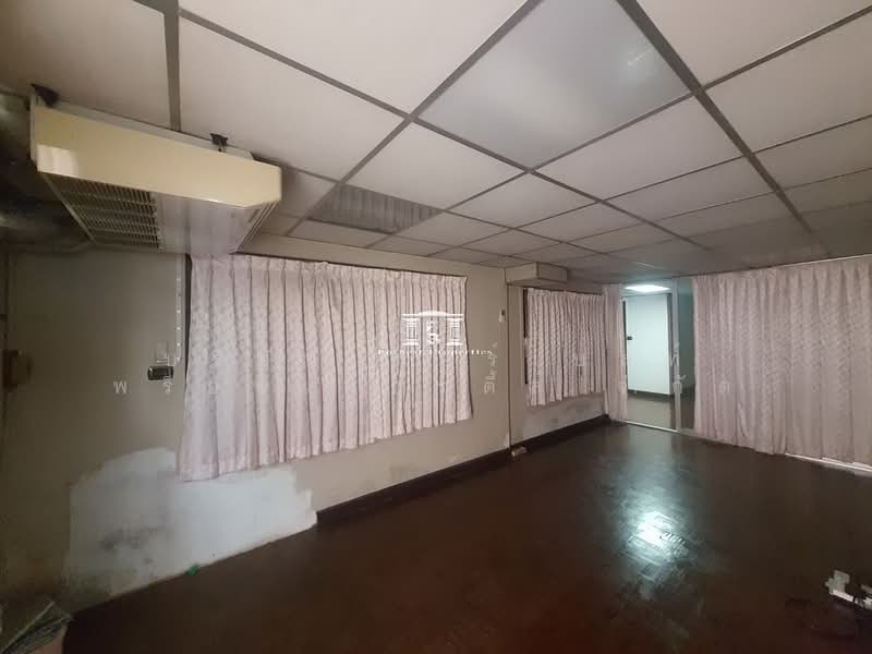 45947 – Rare Item ใจกลางสาทร! ขายบ้านเดี่ยว 63 ตร.ว. ซอยนราธิวาสฯ 15 ใกล้ BTS ช่องนนทรี และคิงเพาเวอ, Bangkok, นราธิวาสราชนครินทร์, Thung Maha Mek, Sathon, Bangkok, 3 Bedrooms, 248 sqm, Single Detached House For Sale, by Forbest Properties Co., Ltd., 500474953 - DDproperty.com