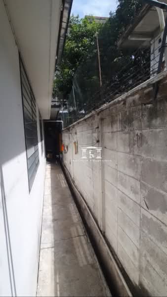 45947 – Rare Item ใจกลางสาทร! ขายบ้านเดี่ยว 63 ตร.ว. ซอยนราธิวาสฯ 15 ใกล้ BTS ช่องนนทรี และคิงเพาเวอ, Bangkok, นราธิวาสราชนครินทร์, Thung Maha Mek, Sathon, Bangkok, 3 Bedrooms, 248 sqm, Single Detached House For Sale, by Forbest Properties Co., Ltd., 500474953 - DDproperty.com