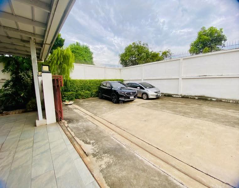 Supalai Essence Ladprao, bangkok, Soi Ladprao 107, Khlong Chan, Bang Kapi, Bangkok, 4 Bedrooms, 263 sqm, Single Detached House For Sale, by The Best Property ไก่, 500474973 - DDproperty.com