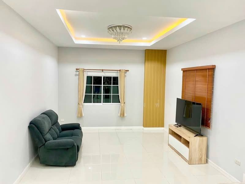 ให้เช่าบ้านเดี่ยวหลังใหญ่ ม.แอทโฮม ซอยหมอย้อย ศรีราชา, Chon Buri (Pattaya), Nong - Kham, Si Racha, Chon Buri (Pattaya), 4 Bedrooms, 300 sqm, Single Detached House For Rent, by Dusit Saengfa, 500474981 - DDproperty.com