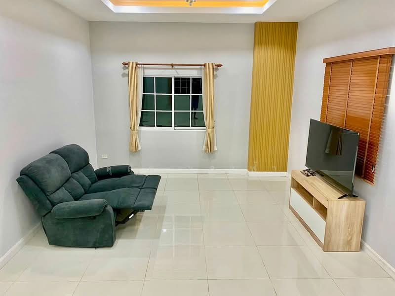 ให้เช่าบ้านเดี่ยวหลังใหญ่ ม.แอทโฮม ซอยหมอย้อย ศรีราชา, Chon Buri (Pattaya), Nong - Kham, Si Racha, Chon Buri (Pattaya), 4 Bedrooms, 300 sqm, Single Detached House For Rent, by Dusit Saengfa, 500474981 - DDproperty.com