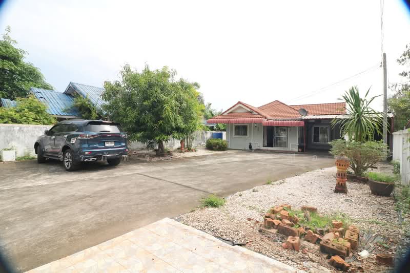 3-Bed House for Sale in Udon Thani, Thailand – 2.49 M THB, Udon Thani, Nong Bua, Muang Udon Thani, Udon Thani, 3 Bedrooms, 102 sqm, Single Detached House For Sale, by วีรภัทรา ดาร์เปอร์, 500474992 - DDproperty.com