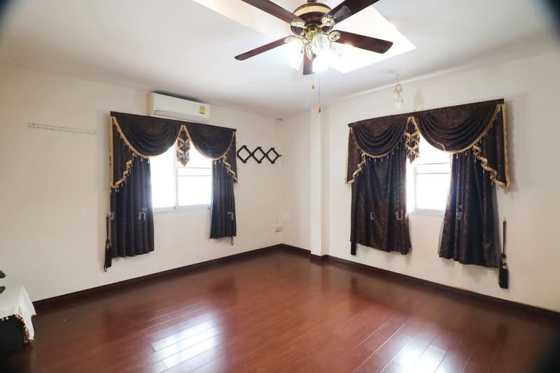 3-Bed House for Sale in Udon Thani, Thailand – 2.49 M THB, Udon Thani, Nong Bua, Muang Udon Thani, Udon Thani, 3 Bedrooms, 102 sqm, Single Detached House For Sale, by วีรภัทรา ดาร์เปอร์, 500474992 - DDproperty.com