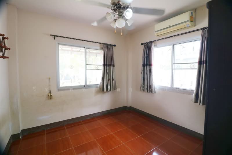 3-Bed House for Sale in Udon Thani, Thailand – 2.49 M THB, Udon Thani, Nong Bua, Muang Udon Thani, Udon Thani, 3 Bedrooms, 102 sqm, Single Detached House For Sale, by วีรภัทรา ดาร์เปอร์, 500474992 - DDproperty.com