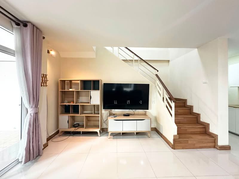 ให้เช่าบ้านแฝด ม.บุษบา สวนเสือ ศรีราชา, Chon Buri (Pattaya), Surasak, Si Racha, Chon Buri (Pattaya), 3 Bedrooms, 100 sqm, Semi-Detached House (Twin House) For Rent, by Dusit Saengfa, 500475002 - DDproperty.com